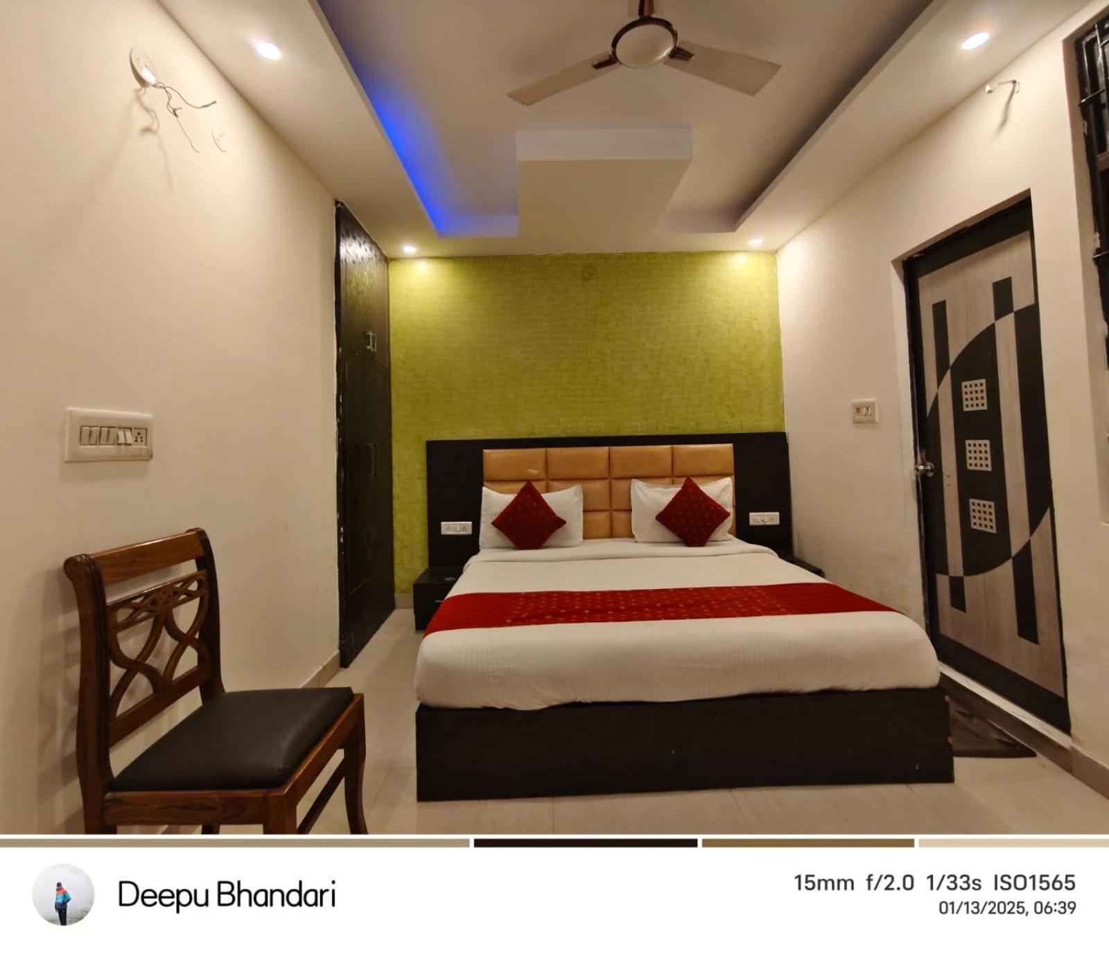 Hotel Infinity International Near Igi Airport ニューデリー エクステリア 写真